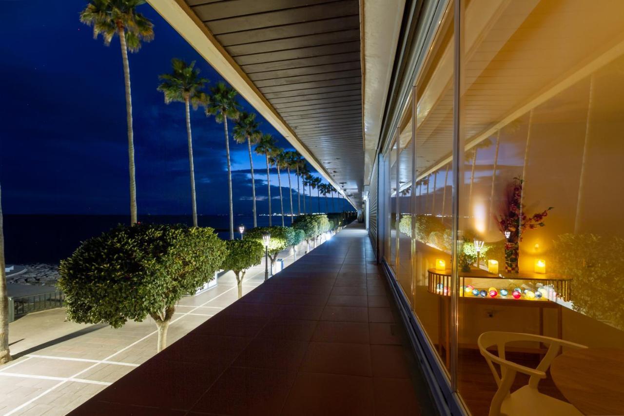 Marbella Banus Suites - Marbella Beach Front Suite Apartment Eksteriør billede