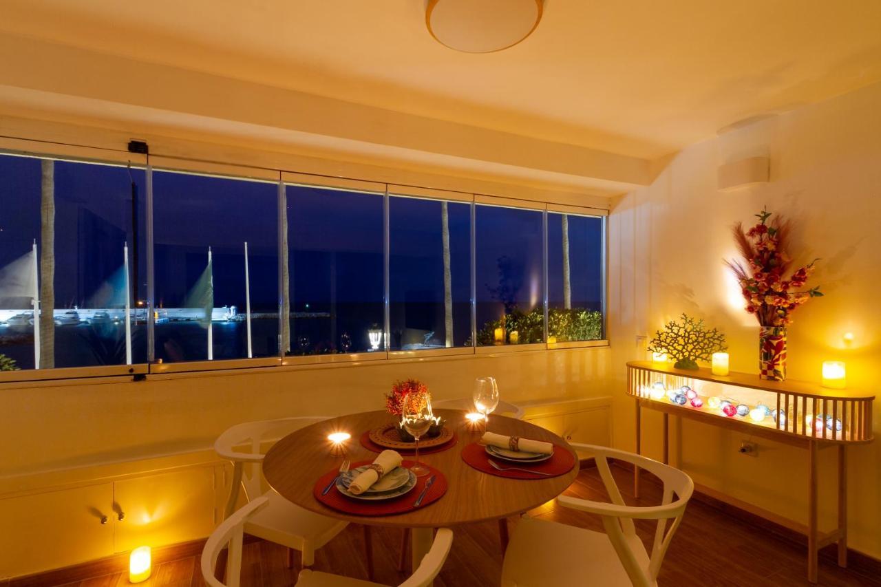 Marbella Banus Suites - Marbella Beach Front Suite Apartment Eksteriør billede